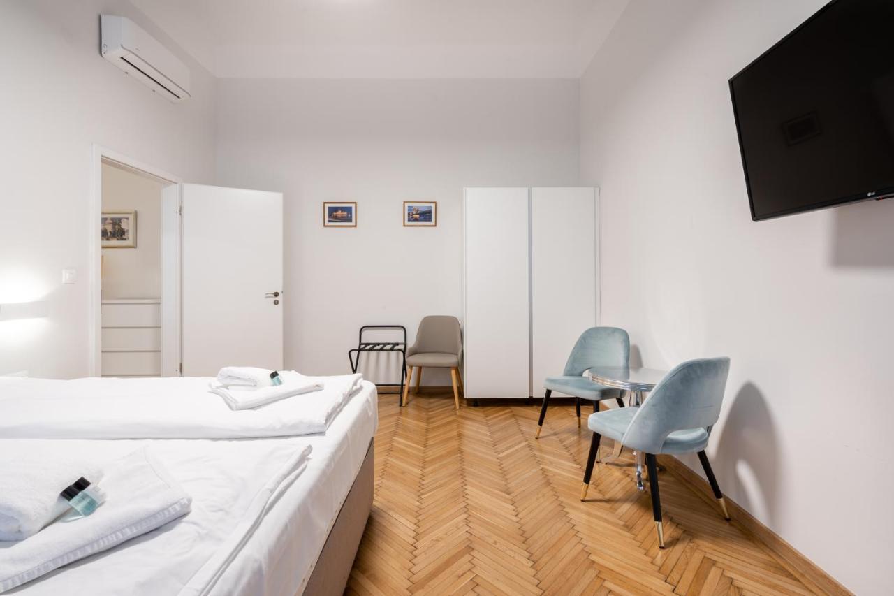 Appartamento Tcb Regi Budapest Esterno foto