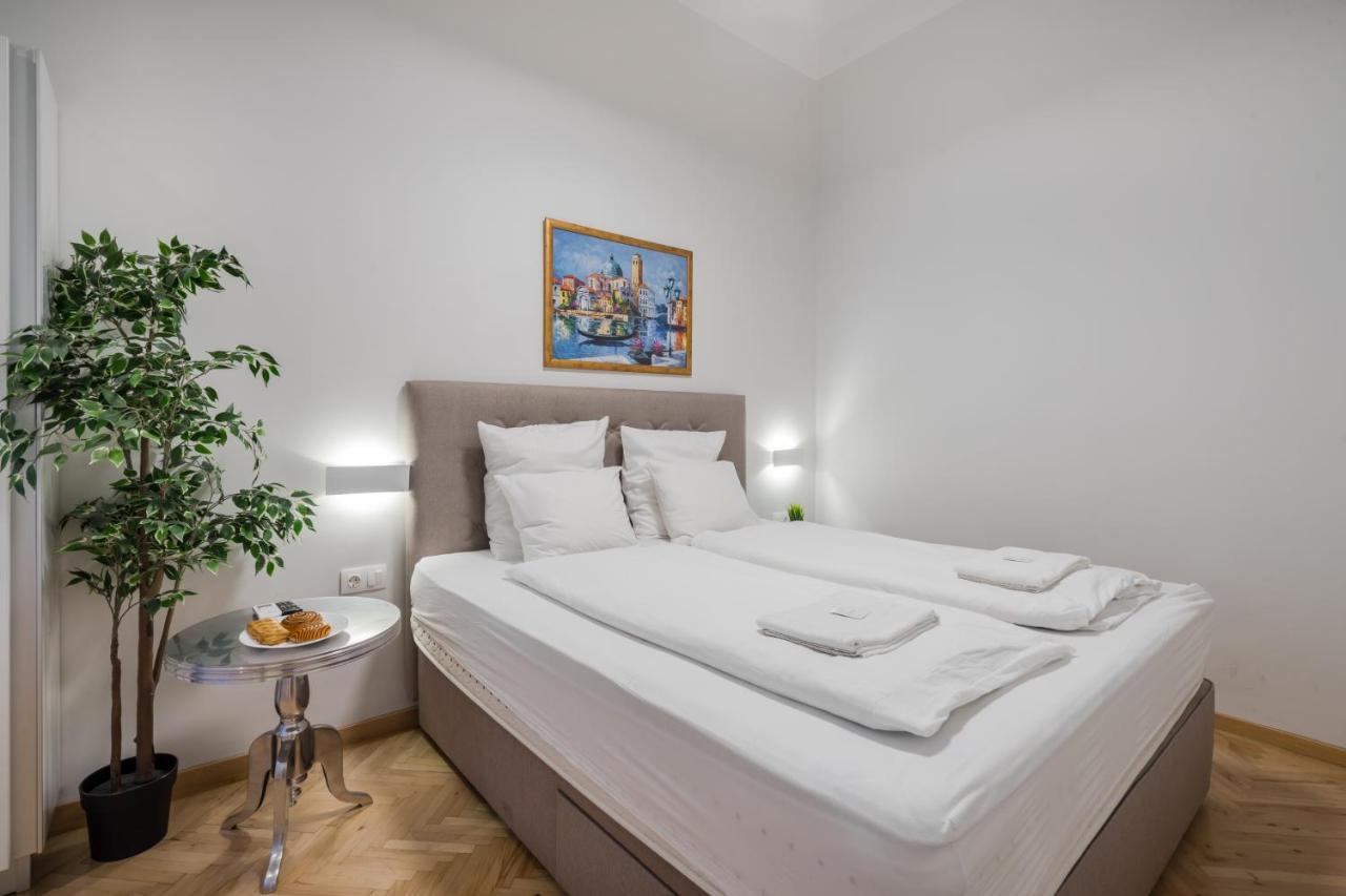 Appartamento Tcb Regi Budapest Esterno foto